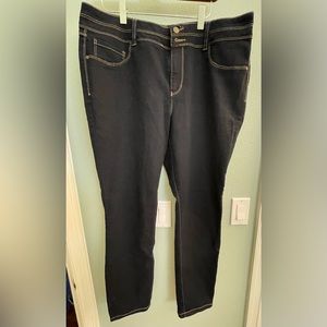D. Jeans Indigo size 16 skinny stretch jeans